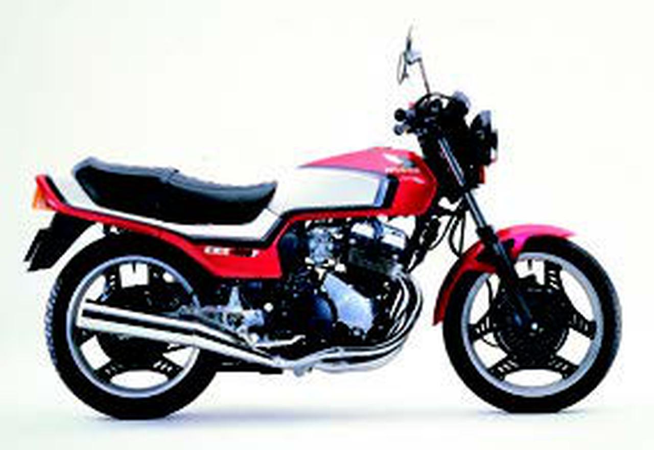 ホンダ CBX400F 1984 年 9月 - 「フルカウルが認可されレーサー