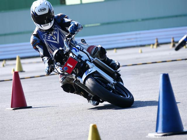 画像: A級3位・冨永崇史選手&NSR250R
