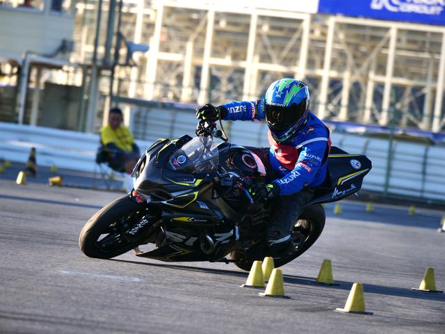 画像: SB級1位 辻家治彦選手(A級)&GSX-R1000 1分34秒256