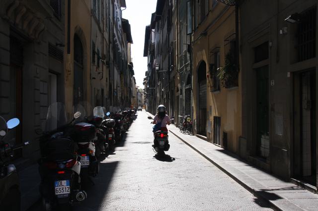 画像: ※イメージ写真/イタリア、フィレンツェの街角(撮影:西野)
