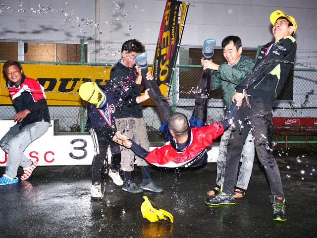 画像: シーズン最後、各クラスウイナー&表彰台の喜びの様子を紹介!
