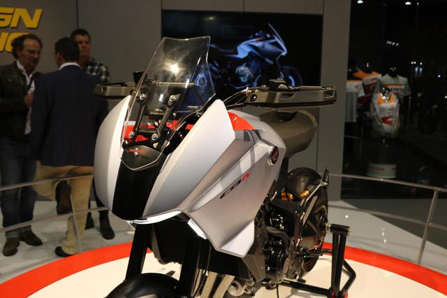 画像4: 突如展示された隠し球。その正体はCB650Rベースのクロスオーバースポーツ!