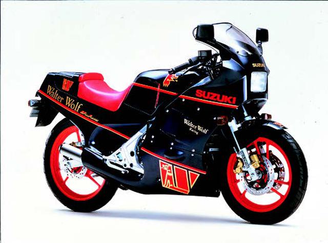 画像: ●水冷2ストパワーリードバルブ並列2気筒●247cc●45PS/8500rpm●3.8㎏-m/8000rpm●128㎏●100/90-16・110/80-18●50万9000円