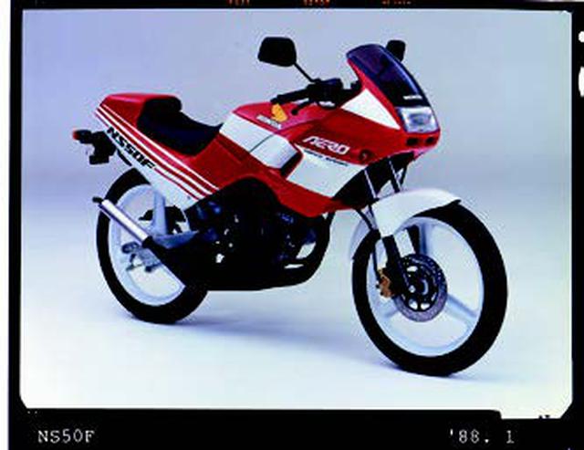 画像: ●水冷2スト・ピストンリードバルブ単気筒●49cc●7.2PS/10000rpm●0.65kg-m/7500rpm●79kg●2.75-17・3.00-17●21万5000円