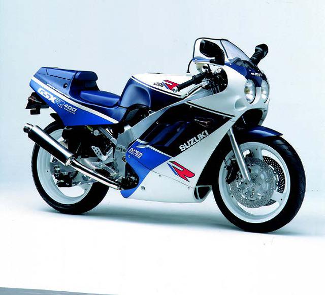 画像: ●水冷4ストDOHC4バルブ並列4気筒●398cc●59PS/12000rpm●3.9kg-m/10500rpm●160kg●110/70-17・140/60-18●73万9000円