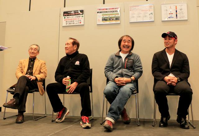画像2: グリーンリボンライダーSPのバイクを展示、プロレスラー小峠篤司氏を交えたトークショーも開催