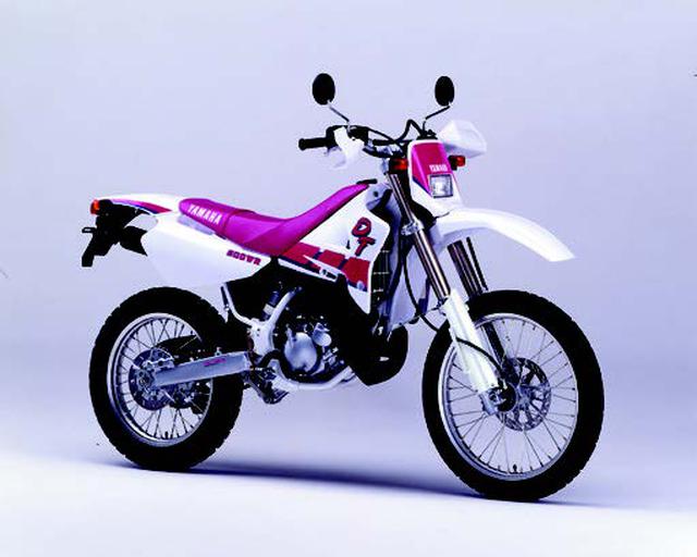 画像: ●水冷2スト・クランクケースリードバルブ単気筒●199.7cc●35PS/9000rpm●3.0kg-m/8000rpm●107kg●3.00-21・4.60-18●41万9000円