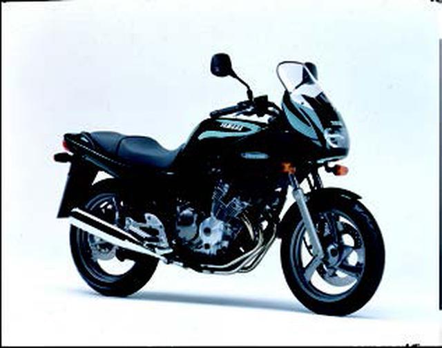 画像: ●空冷4ストDOHC2バルブ並列4気筒●598cc●57PS/8000rpm●5.3kg-m/7000rpm●190kg●110/80-17・130/70-18●56万9000円