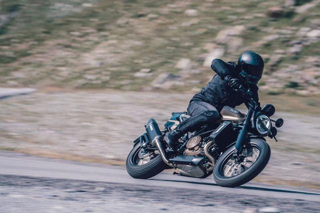 画像: 新型 SVARTPILEN 701