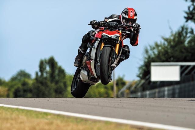 画像: V4スーパーバイクをカウルレスにした衝撃の1台