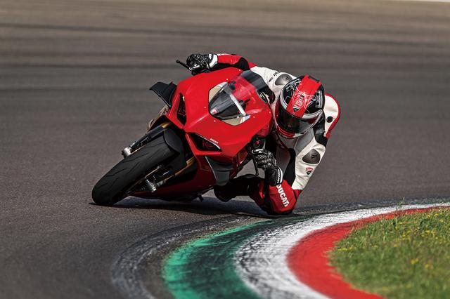 画像: 最高出力:214PS/13000rpm 最大トルク:12.6㎏ーm/10000rpm