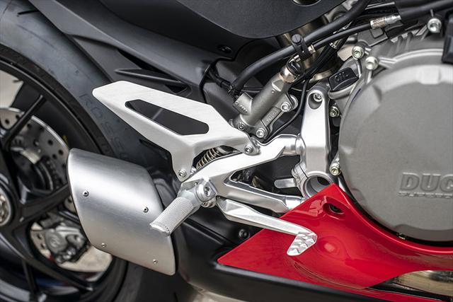 画像14: 【動画あり】DUCATI Panigale V2「トップたる所以。V2に込めた熱量を識る」 (松井勉)♯Web Mr.Bikeインプレッション