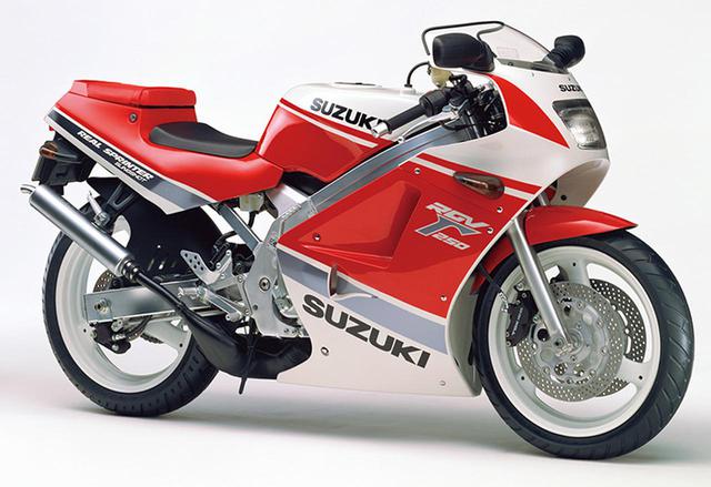 画像3: RGV250Γ(VJ21A)1989年2月2日発売 59万9000円(当時)