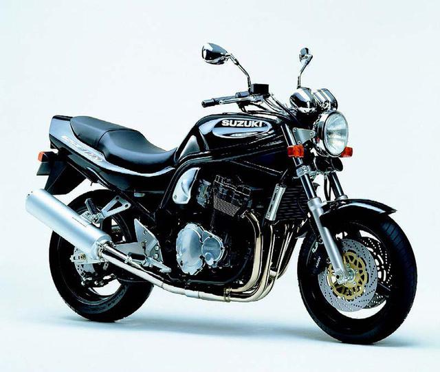 画像: ●油冷4ストDOHC4バルブ並列4気筒●1156cc●97PS/8500rpm●9.8kg-m/4000rpm●208kg●120/70ZR17・180/55ZR17●79万8000円