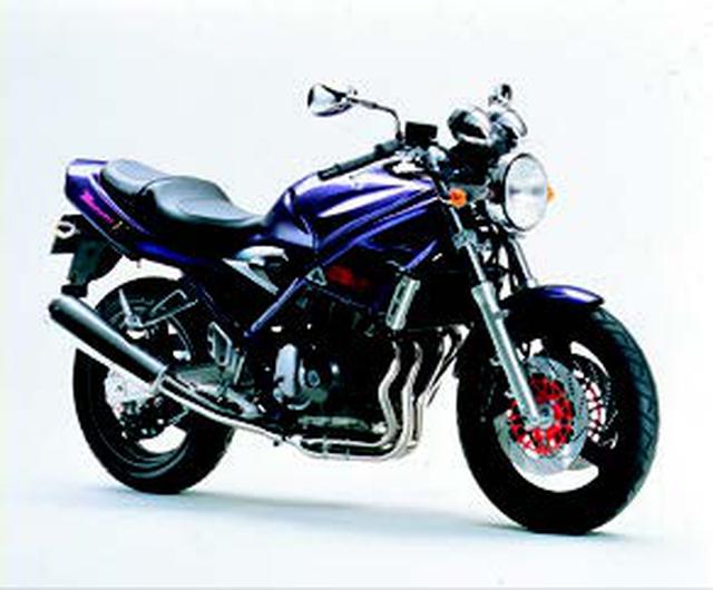 画像: ●水冷4ストDOHC4バルブ並列4気筒●398cc●53PS/11000rpm●3.8kg-m/9500rpm●167kg●110/70R17・150/60R17●63万9000円