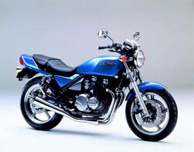 画像: ●空冷4ストDOHC2バルブ並列4気筒●399cc●46PS/11000rpm●3.1kg-m/10500rpm●181kg●110/80-17・140/70-18●52万9000円