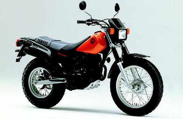 画像: ●空冷4ストOHC2バルブ単気筒●196cc●16PS/7500rpm●1.6kg-m/6500rpm●118kg●130/80-18・180/80-14●29万9000円