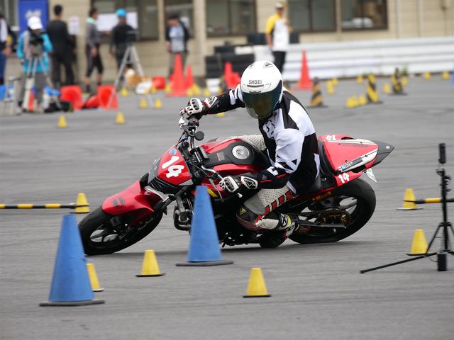 画像: VTR250の生産中止後、VTRに似たトータルバランスの良さで後継マシンと目されているMT-03。まだ台数は少ないが、VTRで勝ったA級・松本選手も現在はMT-03で走る。