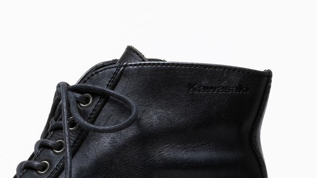 画像: さりげなく「Kawasaki」ロゴが入っています!