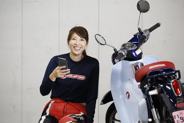 画像: ツナギでカブ、大関さおりが富士スピードウェイでアタック!