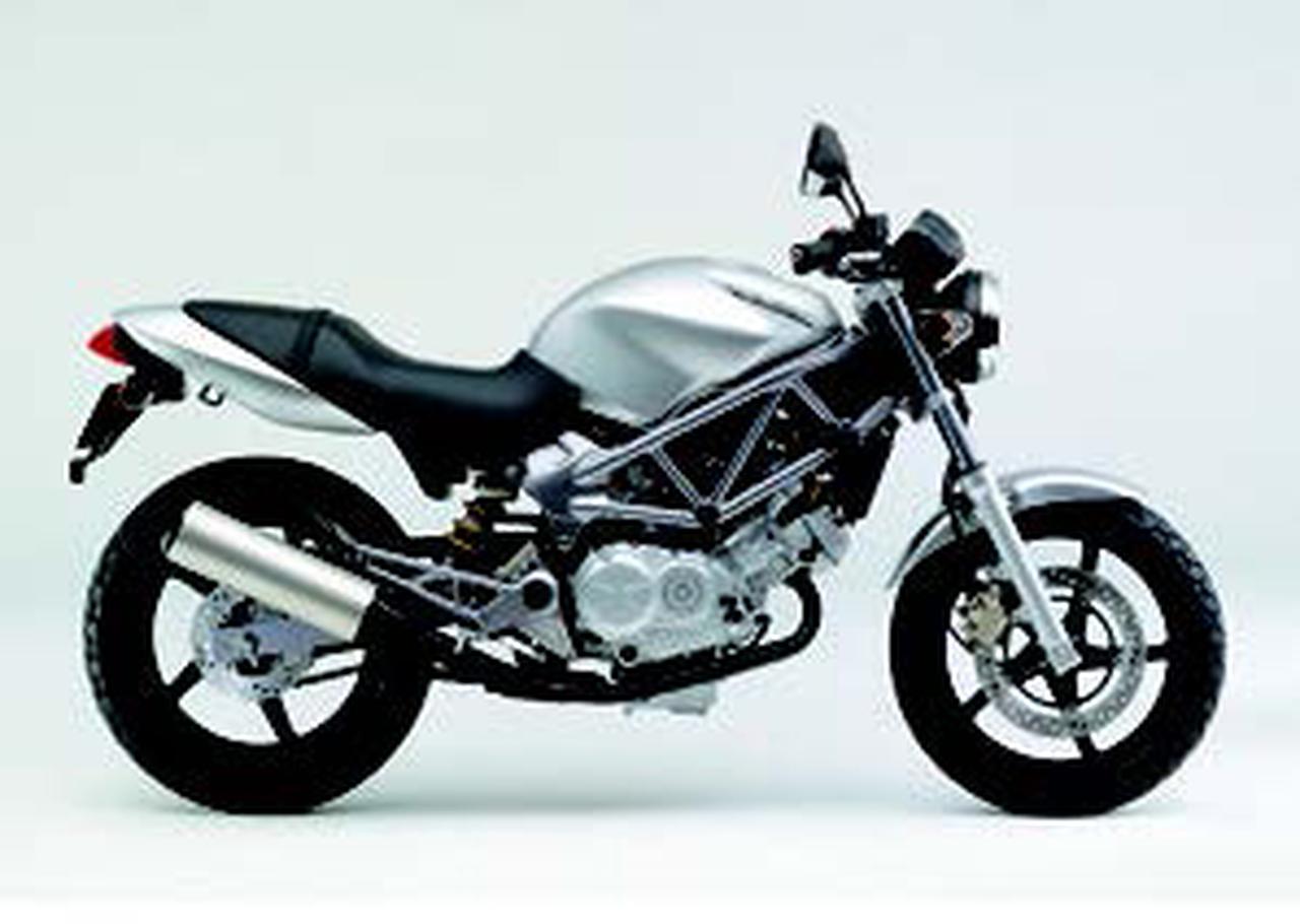 ホンダ VTR 2000 年2月 - 日本バイク100年史アルバムの続きを見る