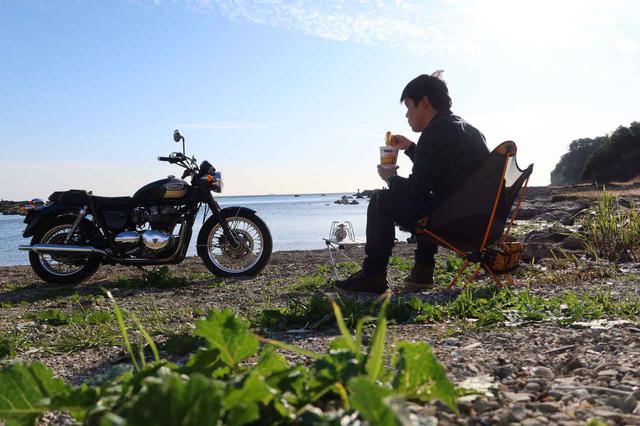 画像: 戻りましてnow。セルフタイマーでパシャ。なんだか寂しいけれど、心は満たされているんです。