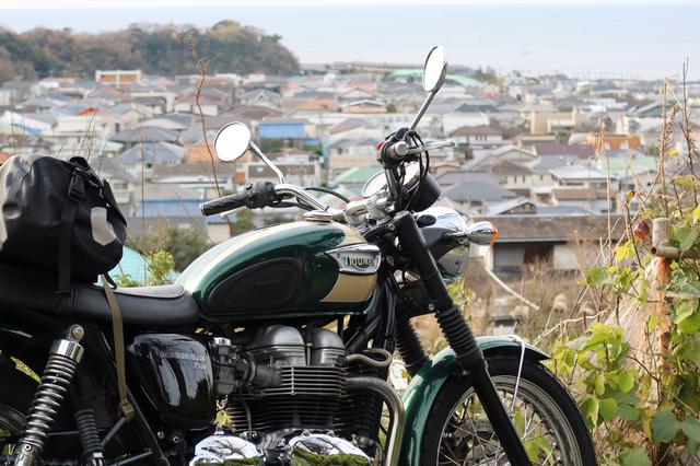 画像: 愛車はトライアンフ・ボンネビルT100(2004年式)。