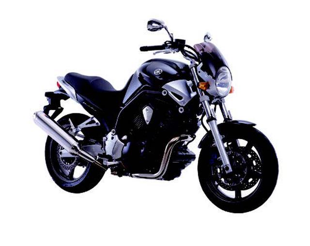 画像: ●空冷OHC2バルブV型2気筒●1063cc●65PS/5500rpm●9.0kg-m/4500rpm●229.5kg●120/70ZR17・170/60ZR17●輸出車