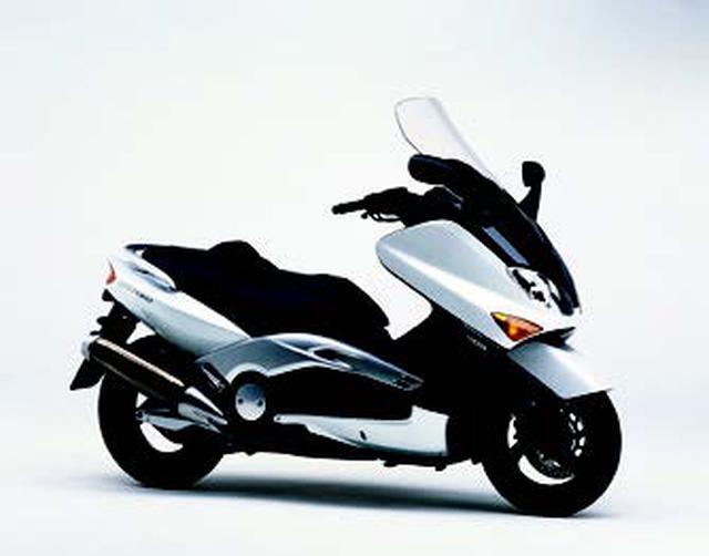 画像: ●水冷4ストDOHC4バルブ並列2気筒●499cc●38PS/7000rpm●4.5kg-m/5500rpm●198kg●120/70-14・150/70-14●74万円