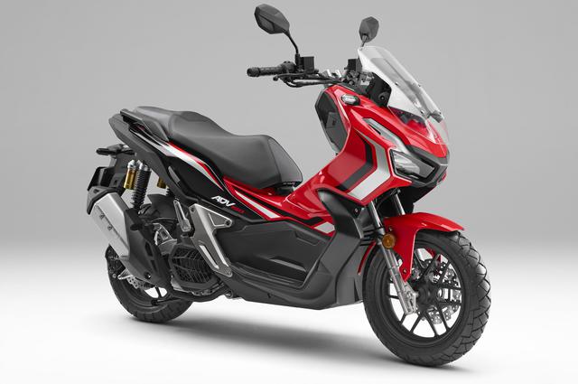 画像: ADV150(カラー:ゲイエティ―レッド)