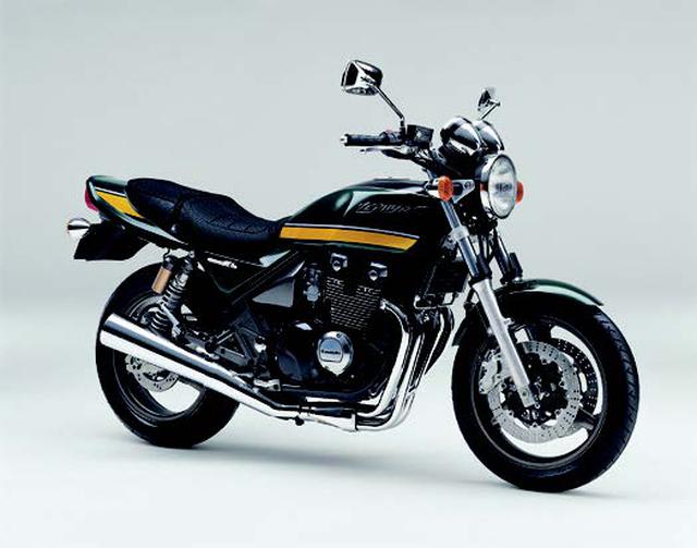 画像: ●空冷4ストDOHC4バルブ並列4気筒●399cc●53PS/11500rpm●3.6kg-m/9000rpm●186kg●120/70ZR17・150/70ZR17●59万5000円