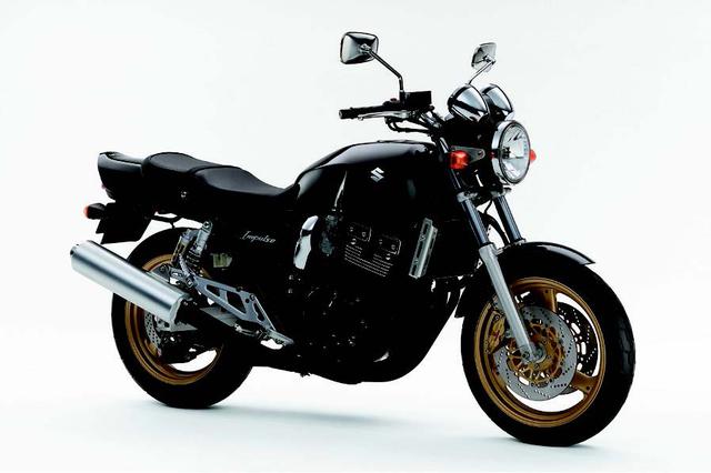 画像: ●水冷4ストDOHC4バルブ並列4気筒●399cc●53PS/11000rpm●3.8kg-m/9500rpm●177kg●110/70-17・140/70-17●66万450円
