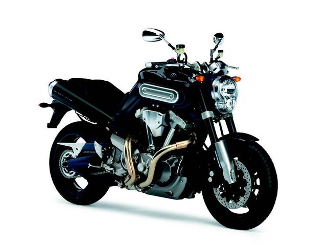 画像: ●空冷4ストOHV4バルブV型2気筒●1670cc●90PS/4750rpm●15.3kg-m/3750rpm●243kg●120/70ZR17・190/50ZR17●輸出車