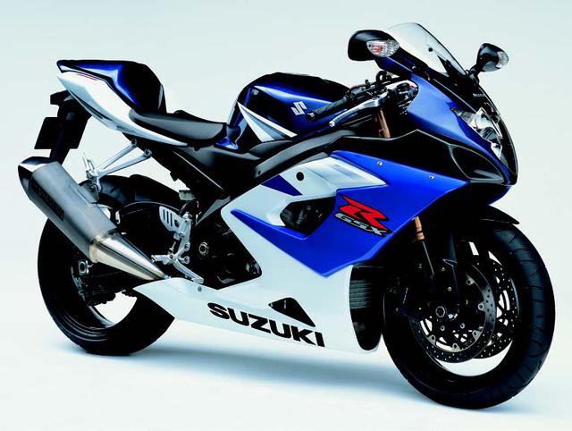画像: ●水冷4ストDOHC4バルブ並列4気筒●999cc●178PS/11000rpm●12.0kg-m/9000rpm●166kg●120/70ZR17・190/50ZR17●輸出車