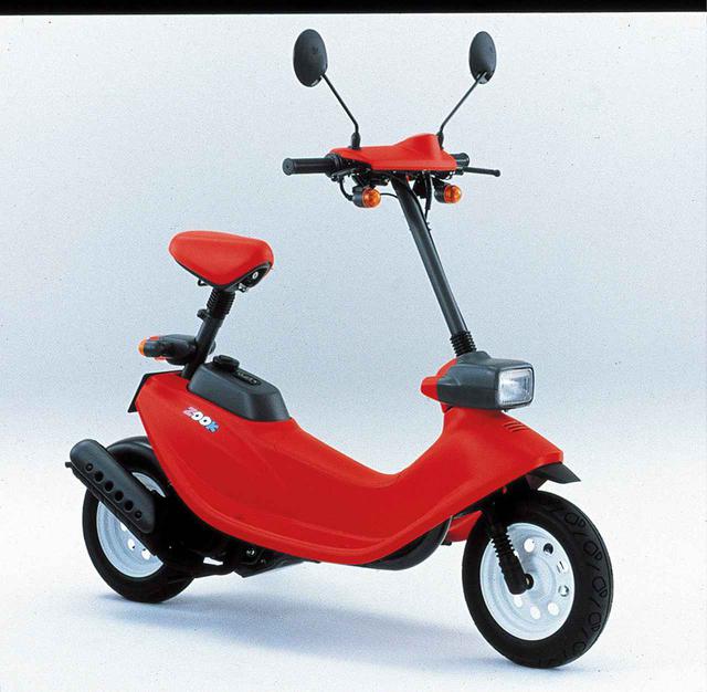 画像: 1992/2 HONDA ズーク ●空冷2スト・ピストンリードバルブ単気筒 ●49㏄●3.3PS/6000rpm●0.45㎏-m/4500rpm●41㎏●70/100-8・70/100-8●8万9000円