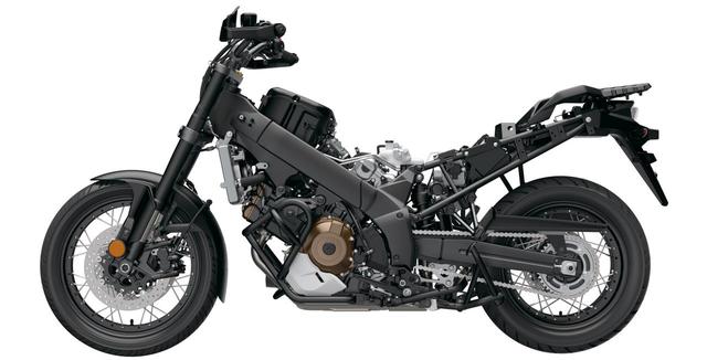画像: 従来から定評のあった車体周りに大きな変更はなし。ボディパーツ変更で車体寸法に変化はあるが、ほぼ同一の車体とみていい。