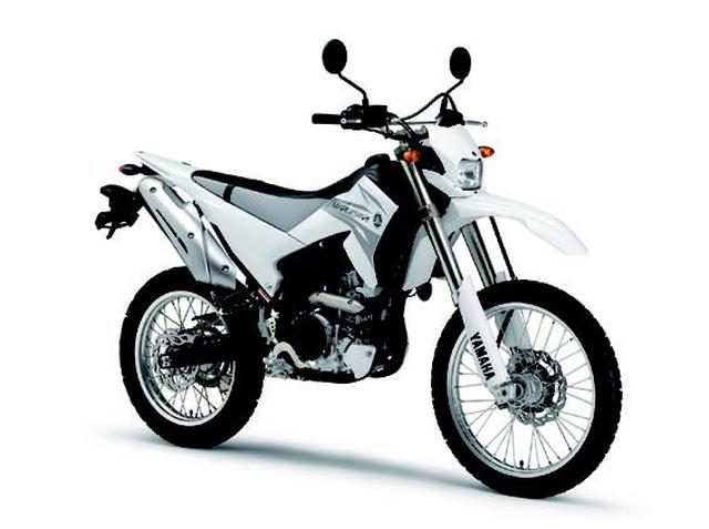 画像: ●水冷4ストDOHC4バルブ単気筒●249cc●31PS/10000rpm●2.4kg-m/8000rpm●132kg●80/100-21・120/80-18●70万1400円