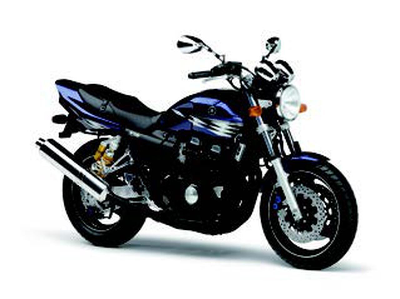 バイク xjr400 XJ次世代ネイキッドのXJR400に込めたヤマハが意図するスポーツ性