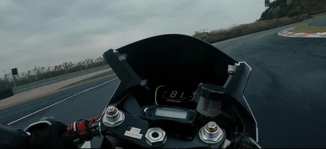 画像2: 0-60mph 加速はなんと2.9秒!