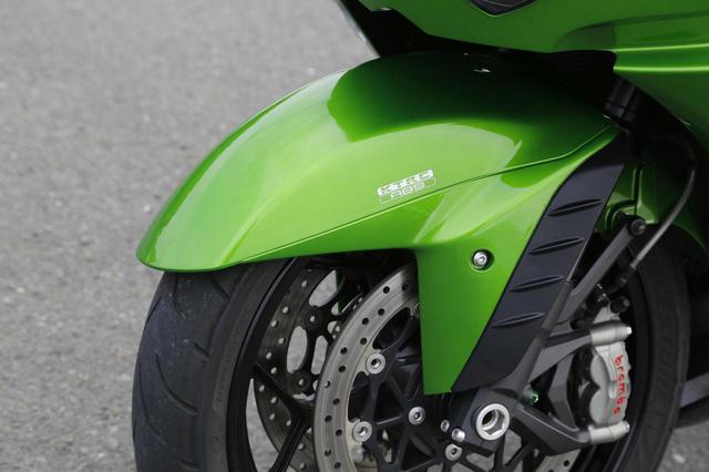 画像1: 〈試乗インプレ〉カワサキ「Ninja ZX-14R」
変わりゆくメガスポーツの概念(2018年)