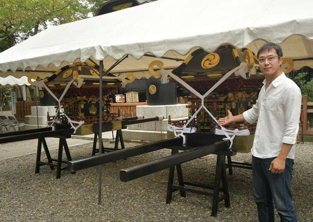 画像: 神輿は言わば「移動式の神社」です。普段は神社に宿る神様に、神輿へ移ってもらいます。 そして町を回ります。これを担ぐのは光栄なこと。人々がこぞって担ぎたがる訳ですね。