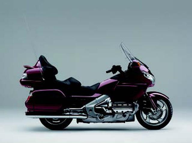 画像: ●水冷4ストOHC2バルブ水平対向6気筒●1832cc●109PS/5500rpm●16.4kg-m/4000rpm●425kg●130/70R18・180/60R16●315万円/367万5000円
