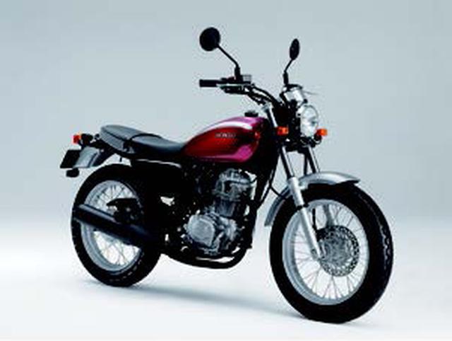 画像: ●空冷4ストOHC2バルブ単気筒●223cc●16PS/7000rpm●1.8kg-m/5500rpm●135kg●110/90-18・130/80-18●41万8950円(ソリッド)/42万9450円(ストライプ)