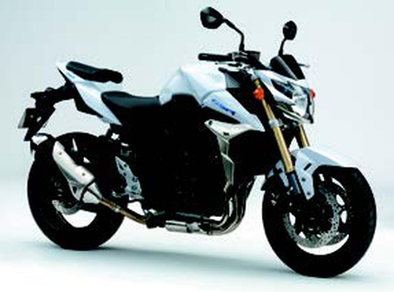 スズキ GSR750 2011年 - 日本バイク100年史アルバムの続きを見る - web スズキ GSR750 2011年 - 日本バイク100年史アルバムの続きを見る - web