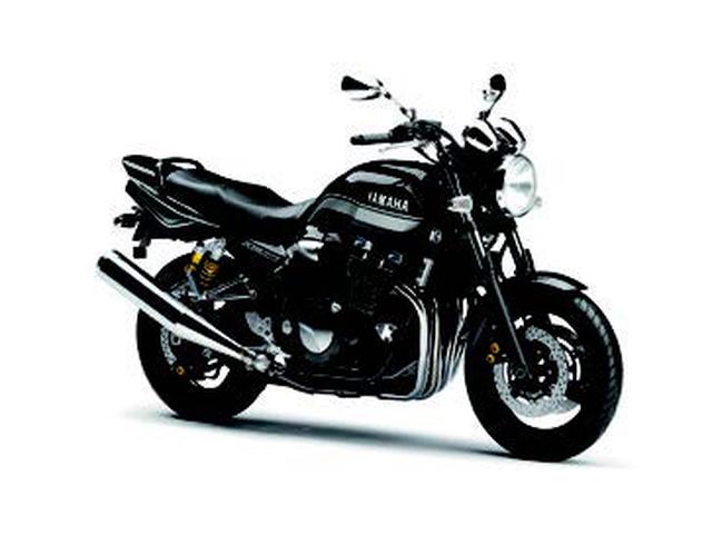 画像: ●空冷4ストDOHC4バルブ並列4気筒●1250cc●100PS/8000rpm●11.0kg-m/6000rpm●245kg●120/70ZR17・180/55ZR17●108万1500円
