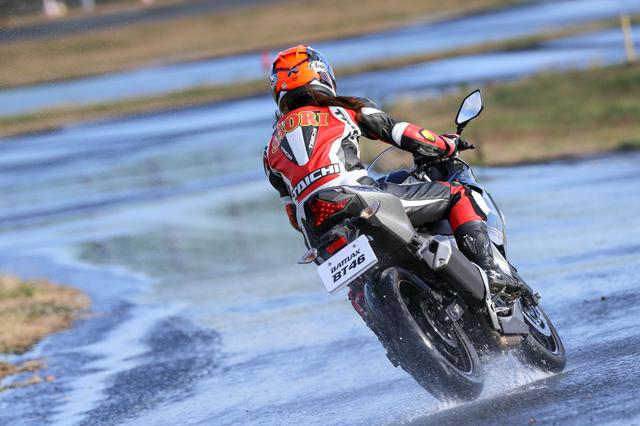 画像3: 新製品「BATTLAX BT46」とBT45の比較はウェットコースで!