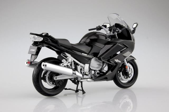 画像3: クオリティの高い完成品! 12分の1サイズの「YAMAHA FJR1300A」が青島文化教材社から2020年4月に発売