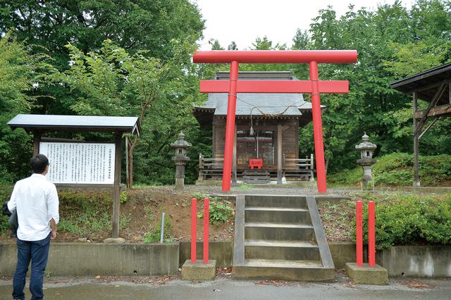 画像: こけし神社 宮城県白石市福岡八宮弥治郎北72-1