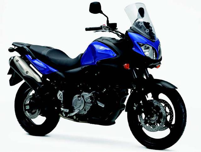 画像: ●水冷4ストDOHC4バルブV型2気筒●645cc●66PS/8800rpm●6.0kg-m/6500rpm●214kg●110/80R19・150/70R17●88万2000円