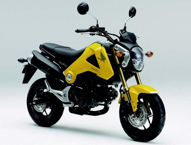 画像: ●空冷4スト単気筒OHC2バルブ●124cc●9.8PS/7000rpm●1.1kg-m/5250rpm●102kg●120/70-12・130/70-12●30万9750円